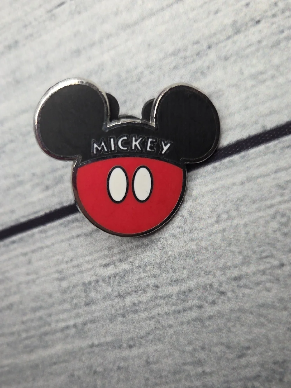Disney Mickey Mouse 2016 Trading Pin